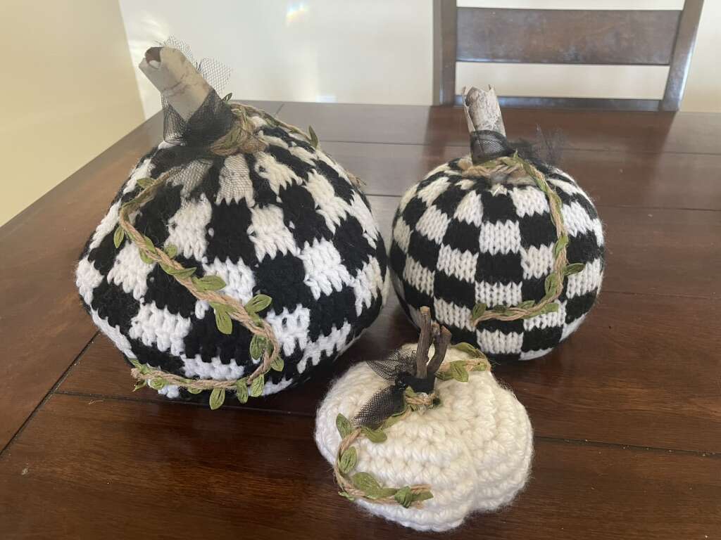 3 Knitted Black & White Pumpkins W/ Leafy Vines
