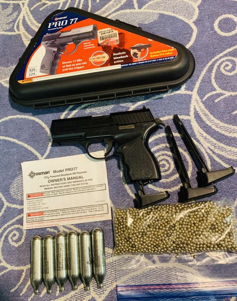 Crosman Pro 77 CO2 Pistol