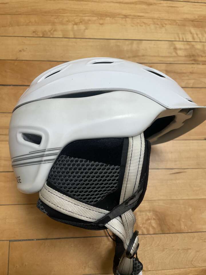 Smith "Vantage" Ski/Snowboard Helmet WHITE, Small