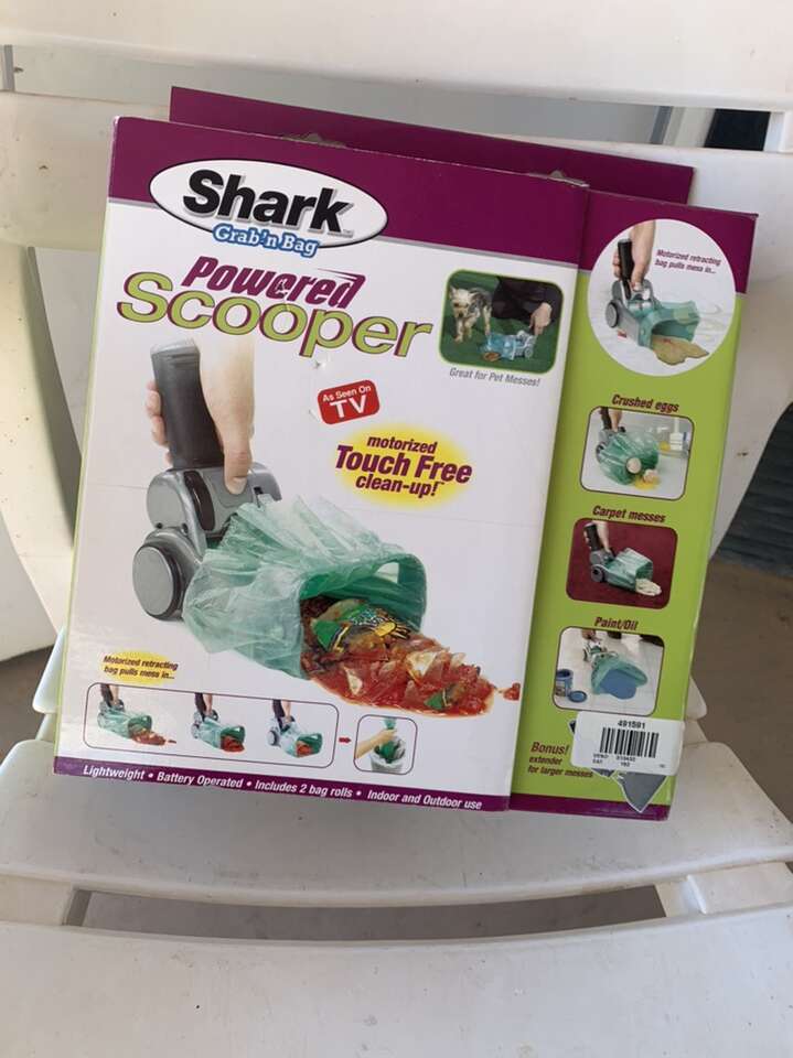 Shark Grab'n Bag Powered Scooper