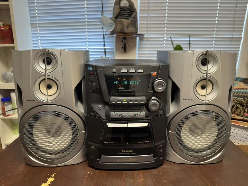 Panasonic SA-AK22 & Pioneer S-IS22 Stereo Bundle