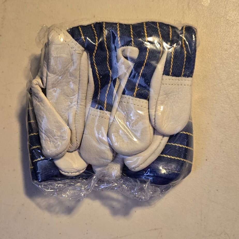 Gloves Real Leather Brand New Welding, Farm, Ranch