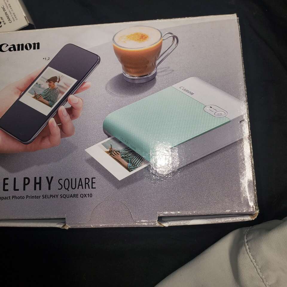 Canon QX10 square selphy