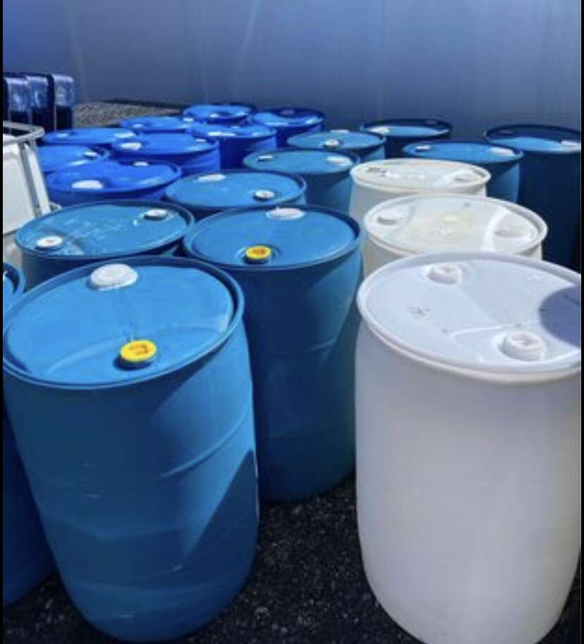 Plastic 55 Gallon Storage Drum Barrels Blue—white