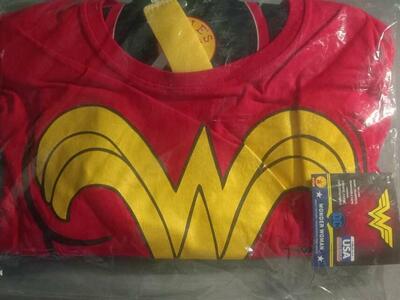 NEW - Wonder Woman costume