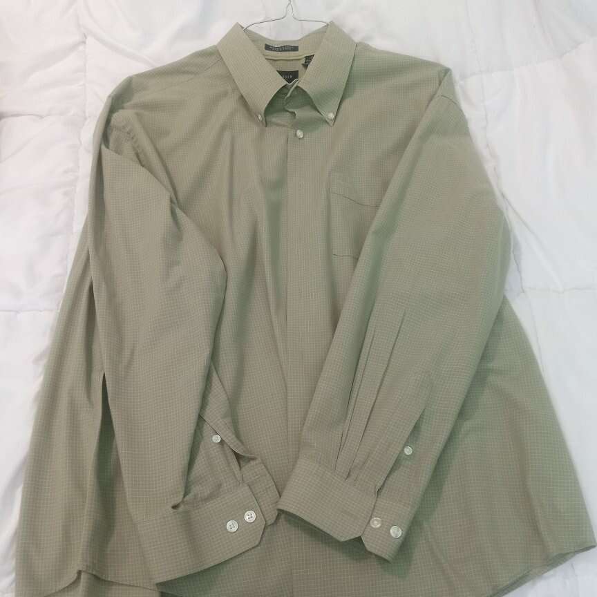 Men's Van Heusen XL 17-17 1/2 long sleeve