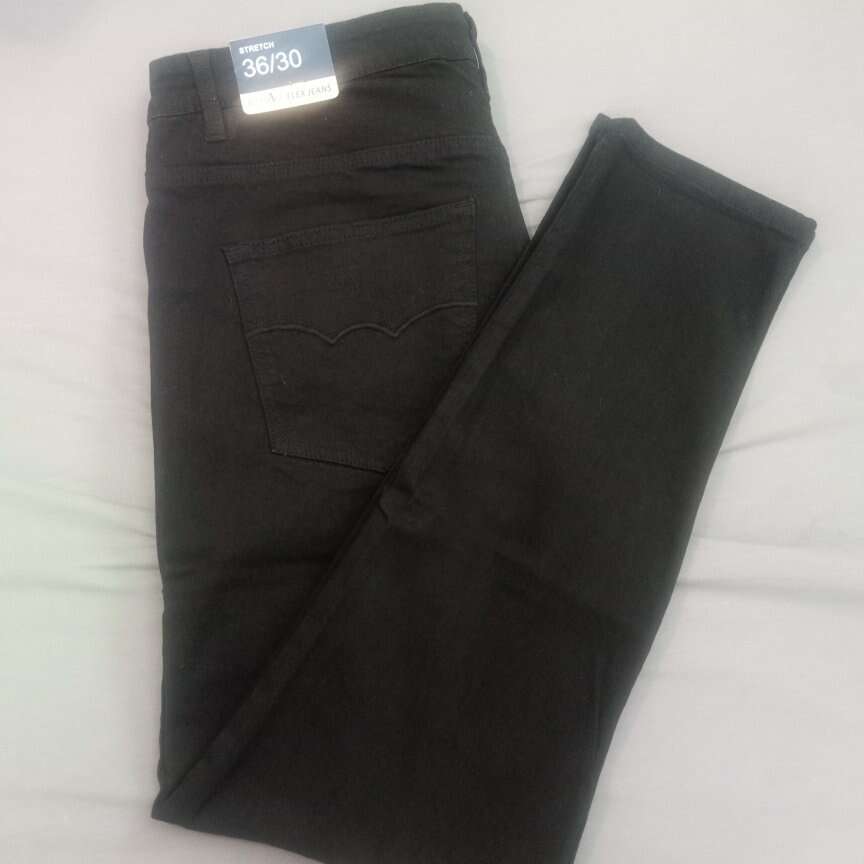 NEW - Men's 36x30 black denim jeans new