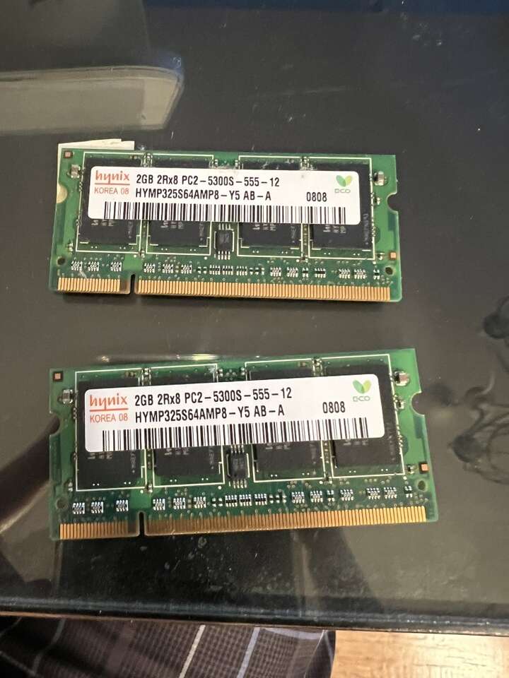 4GB 2x 2GB PC2 - 5300S DDR2 667Mhz Memory Cards
