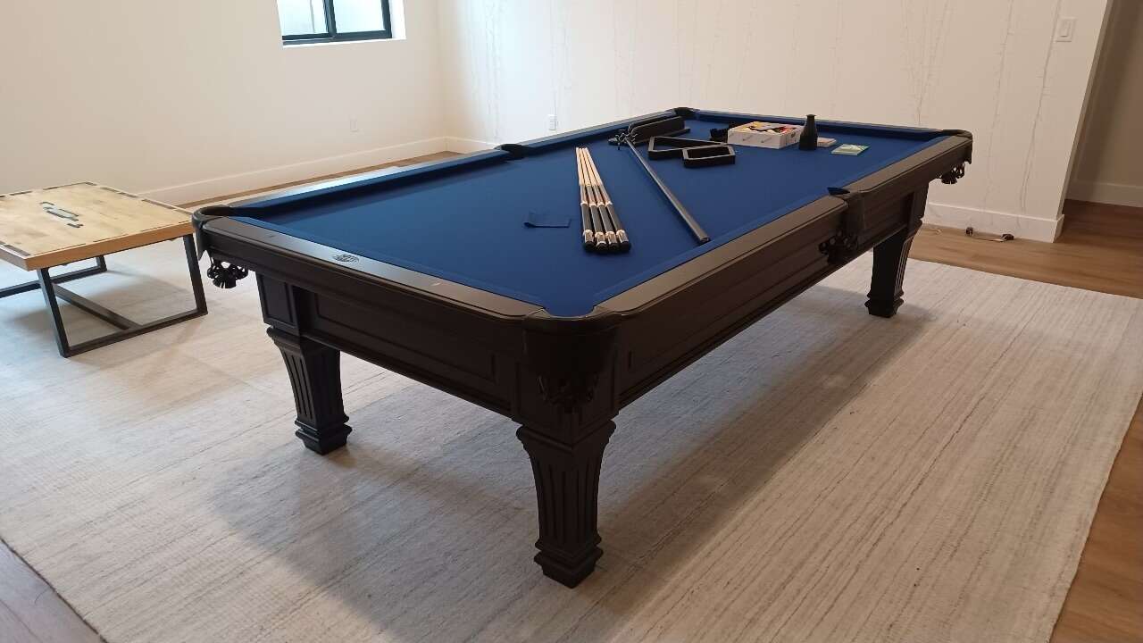 DISASSEMBLE, MOVE AND REASSEMBLE POOL, SHUFFLEBOARD, AIR HOCKEY MOVING SERVICE