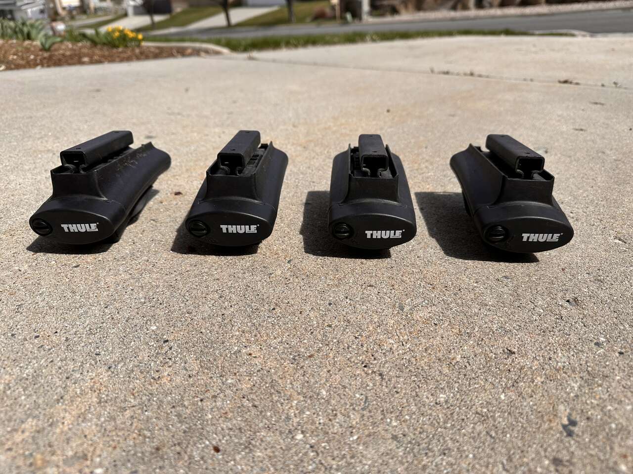 Thule 450R Roof Rack Mount Kit