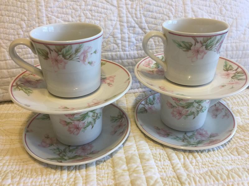 Cups and saucers, many and varied, Royal Doulton