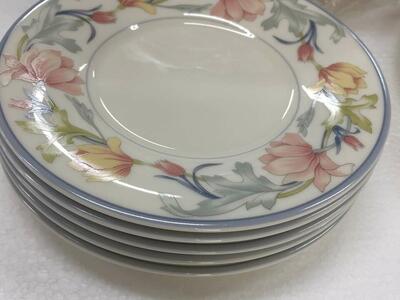 Gorham fine china small plates, NEW