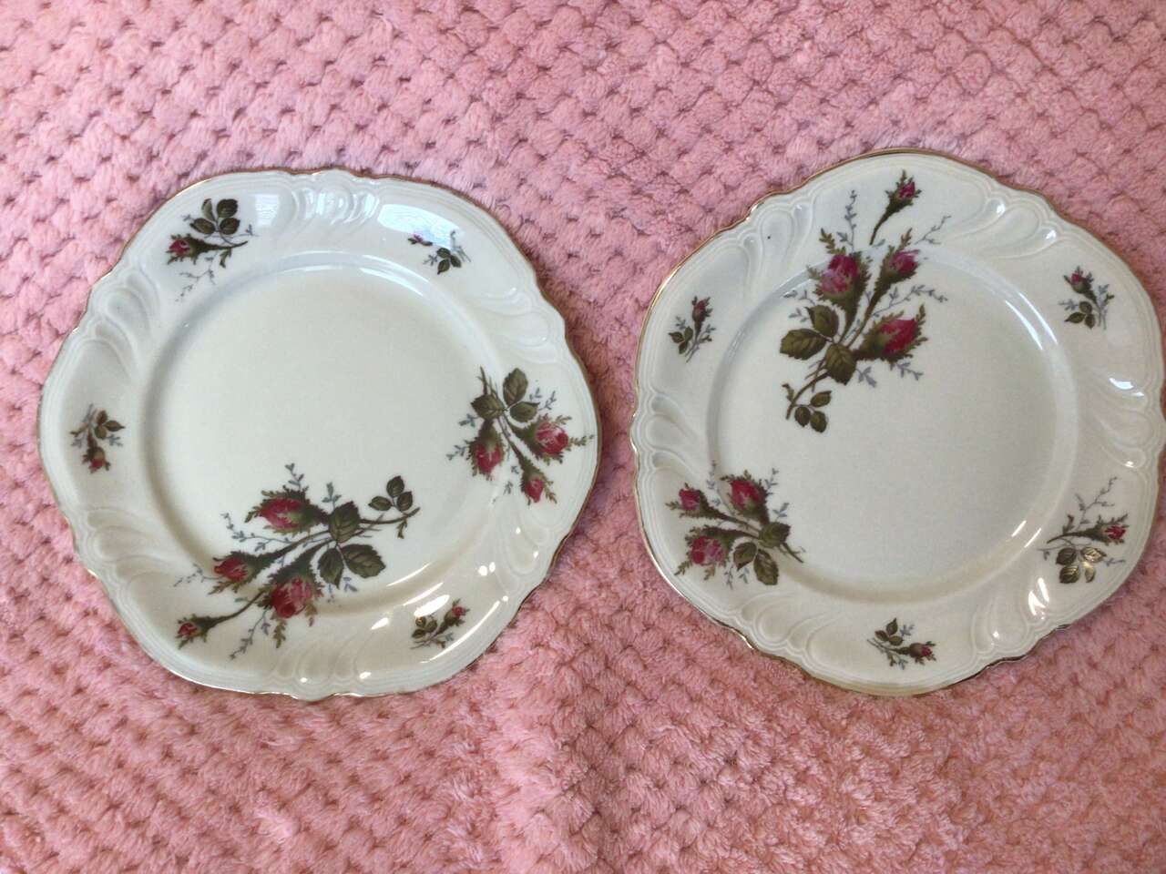 ROSENTHAL Park Lane k2882c US Zone salad plates 2 gold trim embossed 7 3/4”