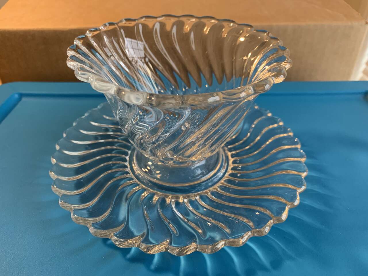 FOSTORY COLONY mayonnaise bowl and underplate