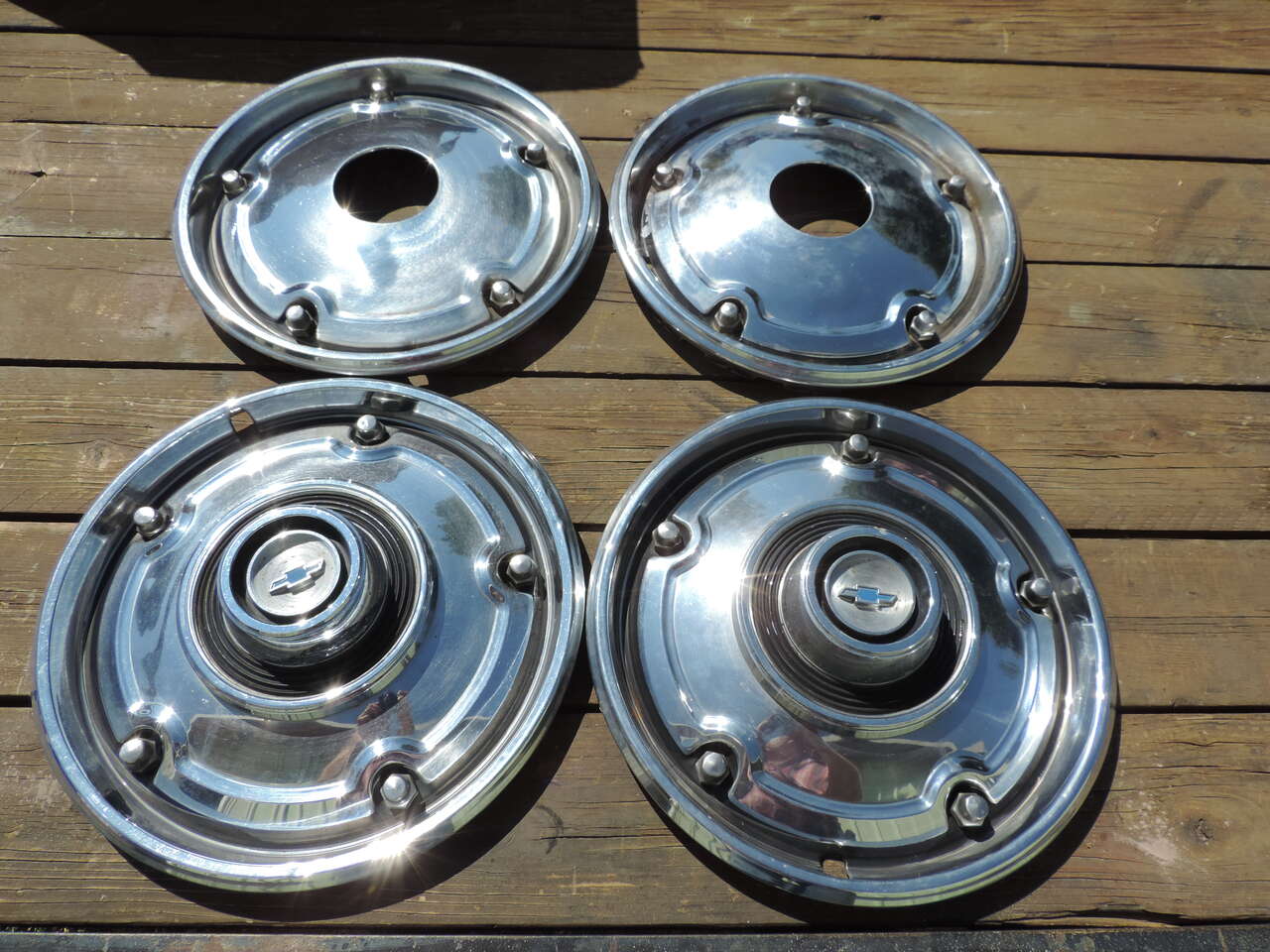 1969-82 Chevrolet Blazer Truck 4X4 Hubcap Set
