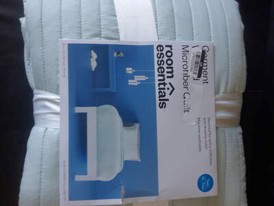 Target Xl twin Quilt