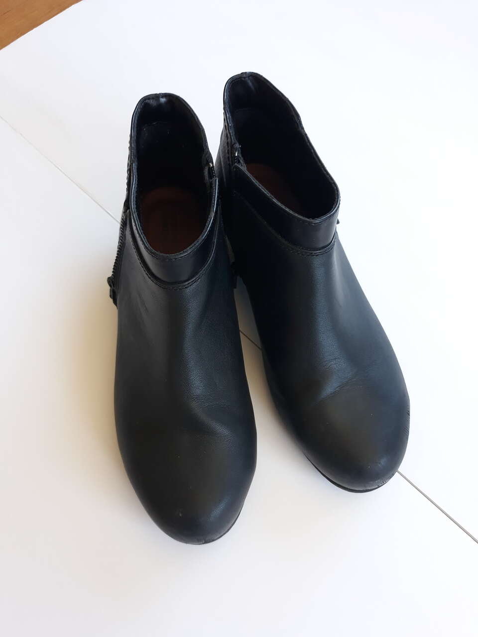 women's Rockport Works steel toe ankle bootss