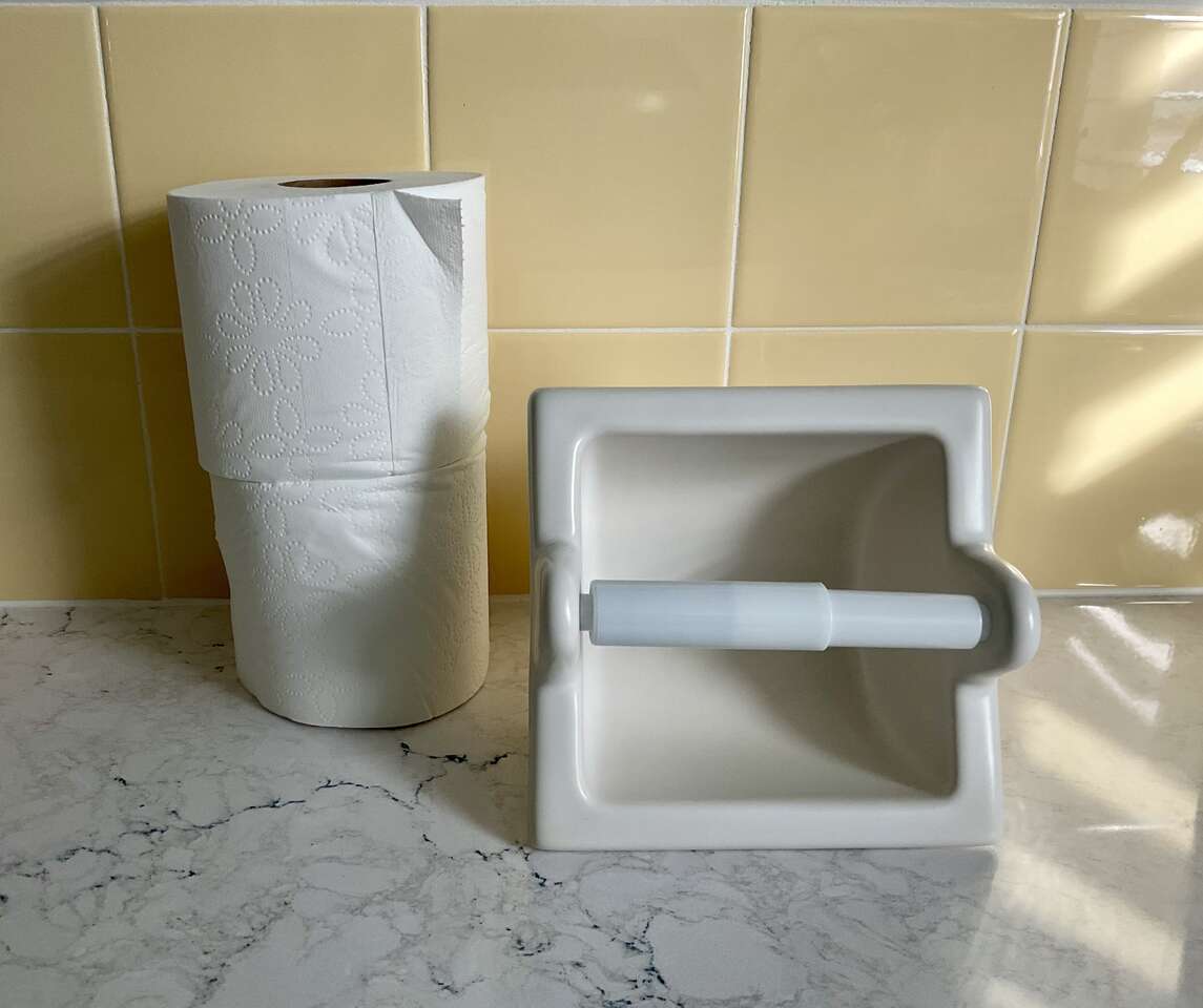 Brand new Retro HCP ceramics Recessed Toilet tissue holder matte white