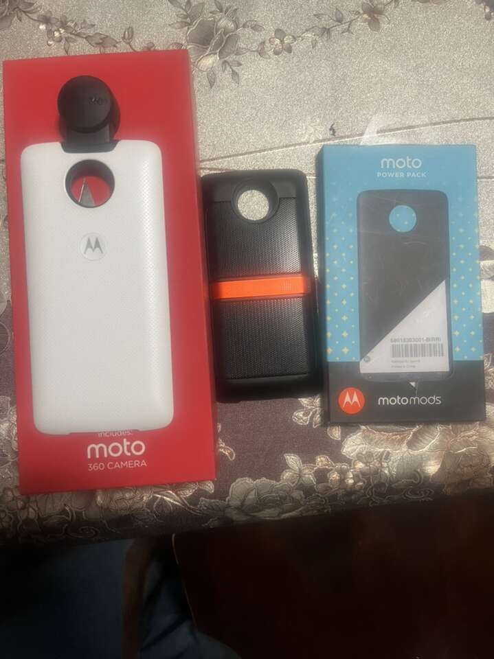 Moto Z 4 Accessories
