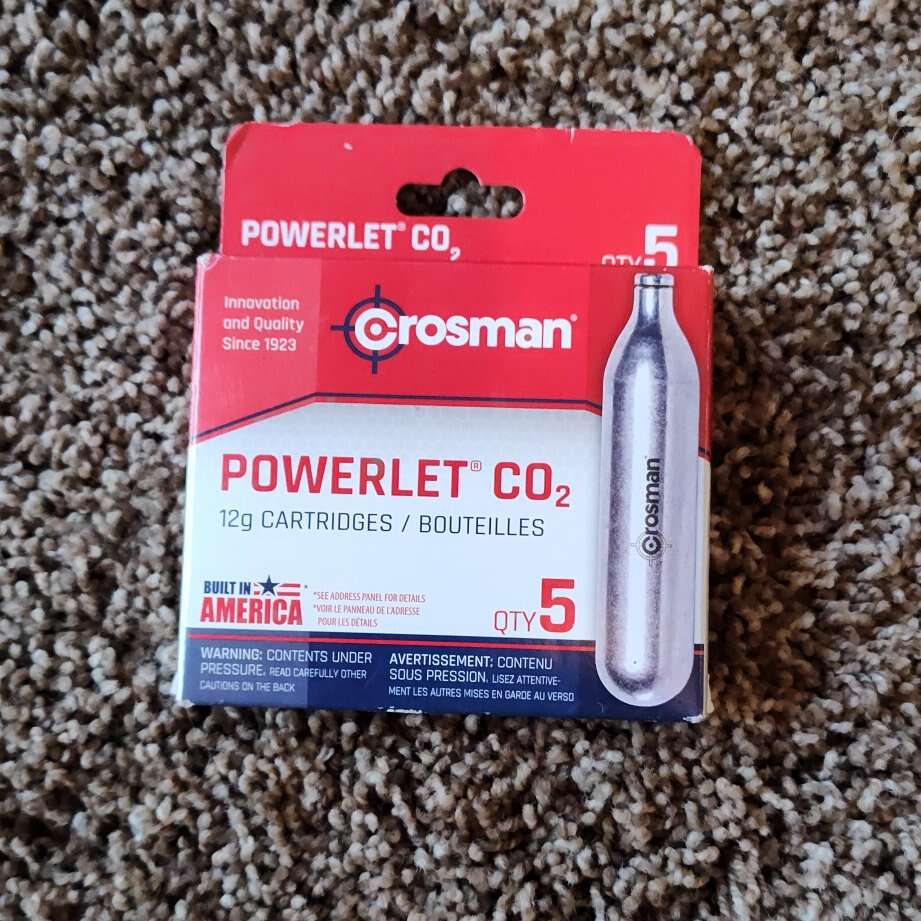 4 Crosman Powerlet CO2 cartridges air soft bike pump