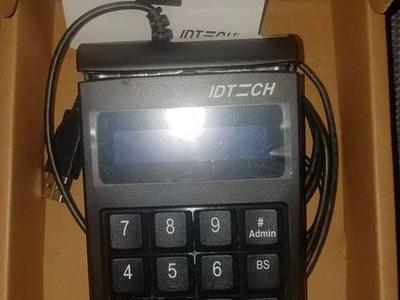 ID TECH 10-Key and Magstrip Reader