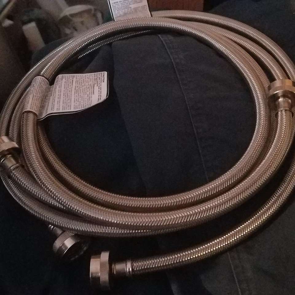 Braided Stainless Steel Washing Machine Hoses (2)