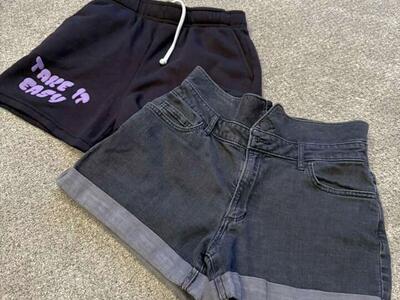 Shorts 2 Pairs Size 4