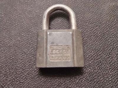 Vintage Chicago Padlock (No Key)