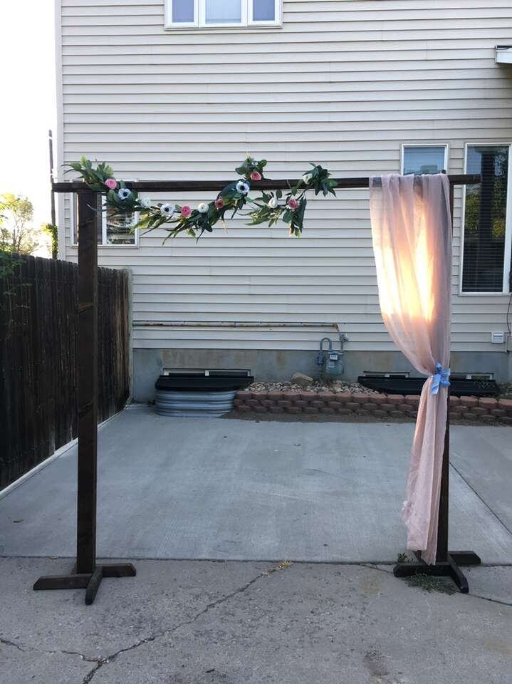 7 ft. Wood Backdrop Rental