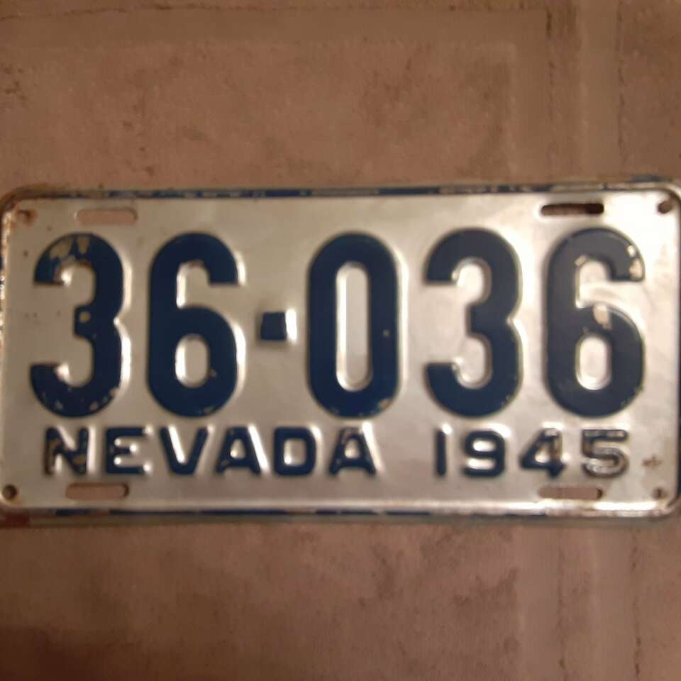 1945 Nevada license plate