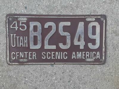 1945 Utah license plate