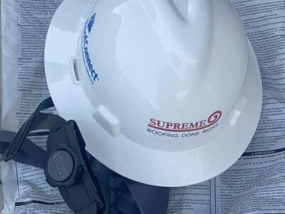 10) MSA Medium Hard Hat CSA-Z94 1-15