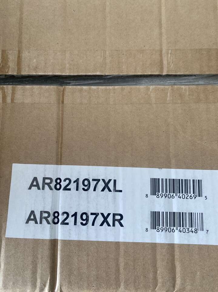 2 Disc Brake Rotors AR82197XL and AR82197XR