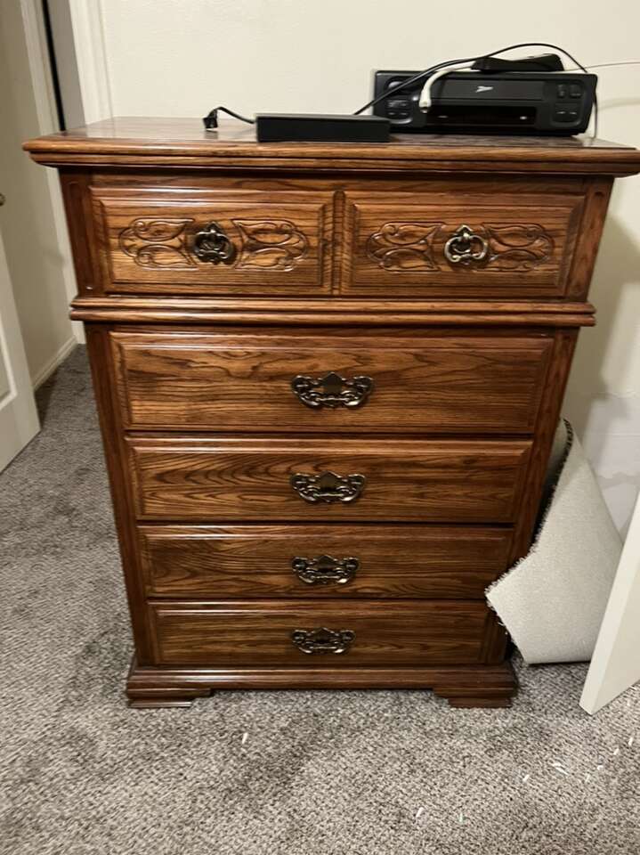 Beautiful Bedroom Set. Furniture