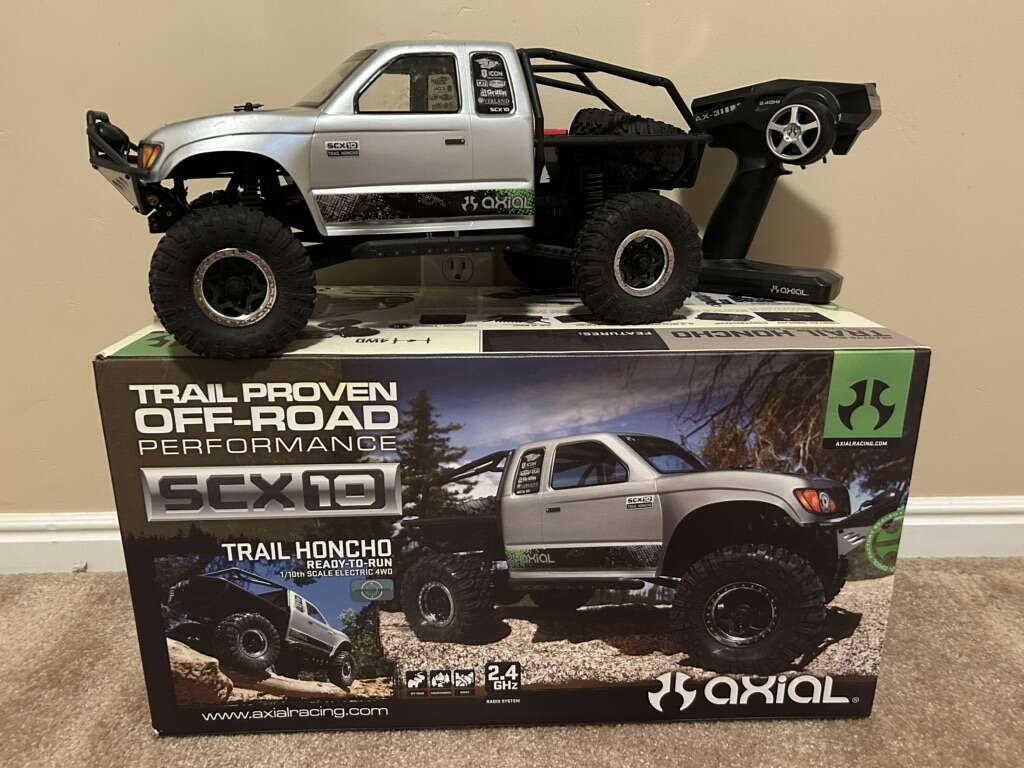Axial SCX10 Trail Honcho RTR