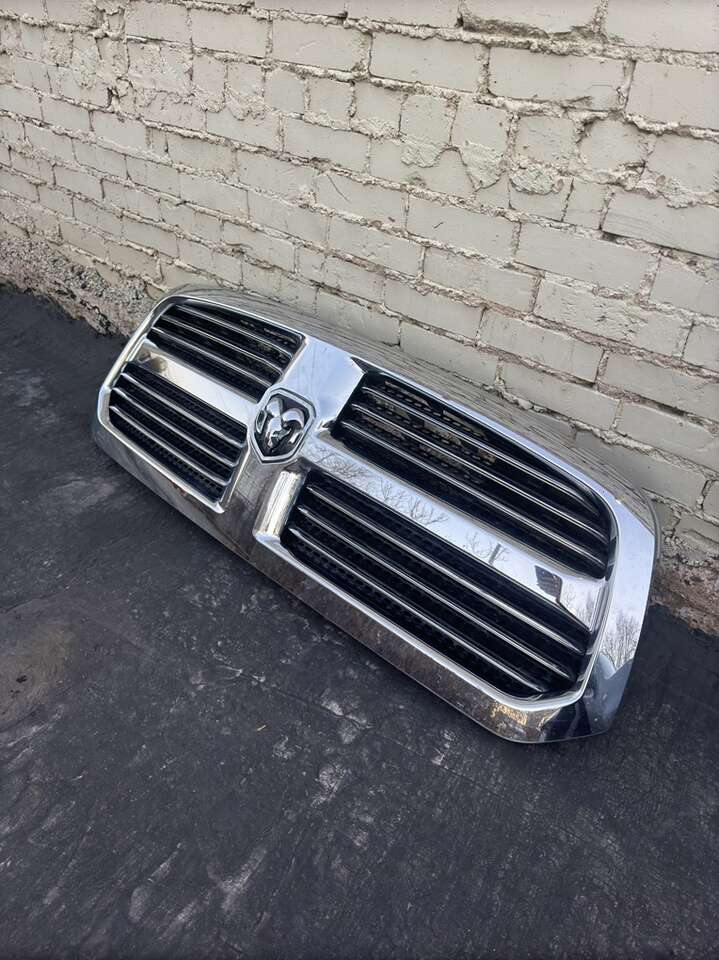Dodge RAM 1500 grille 2013-2018