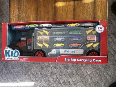KID CONNECTION BIG RIG CARRYING CASE 24 PC. SET *DISTRESSED PKG*