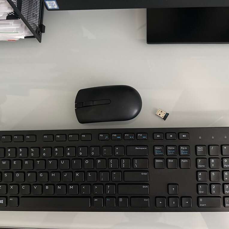 Dell Wireless Keyboard w/ Mouse
