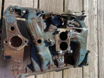 Pontiac Intake Manifold