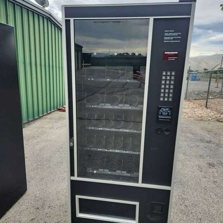 Dual vending machine Appliances
