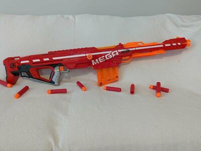 NERF MEGA CENTURION w/Darts & spare mag