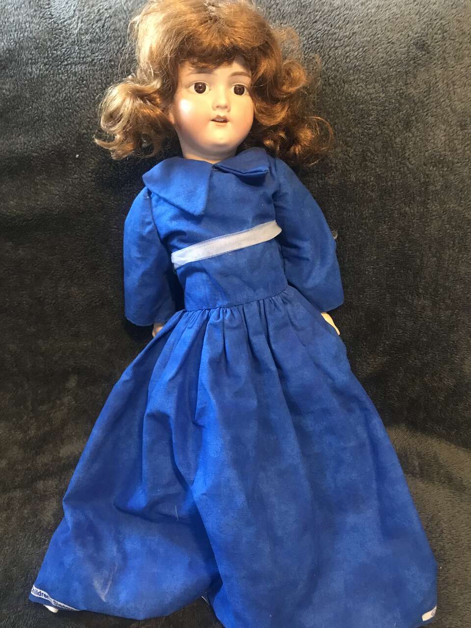 23 ARMAND MARSEILLE Bisque head doll Germany figure composition body blue dress