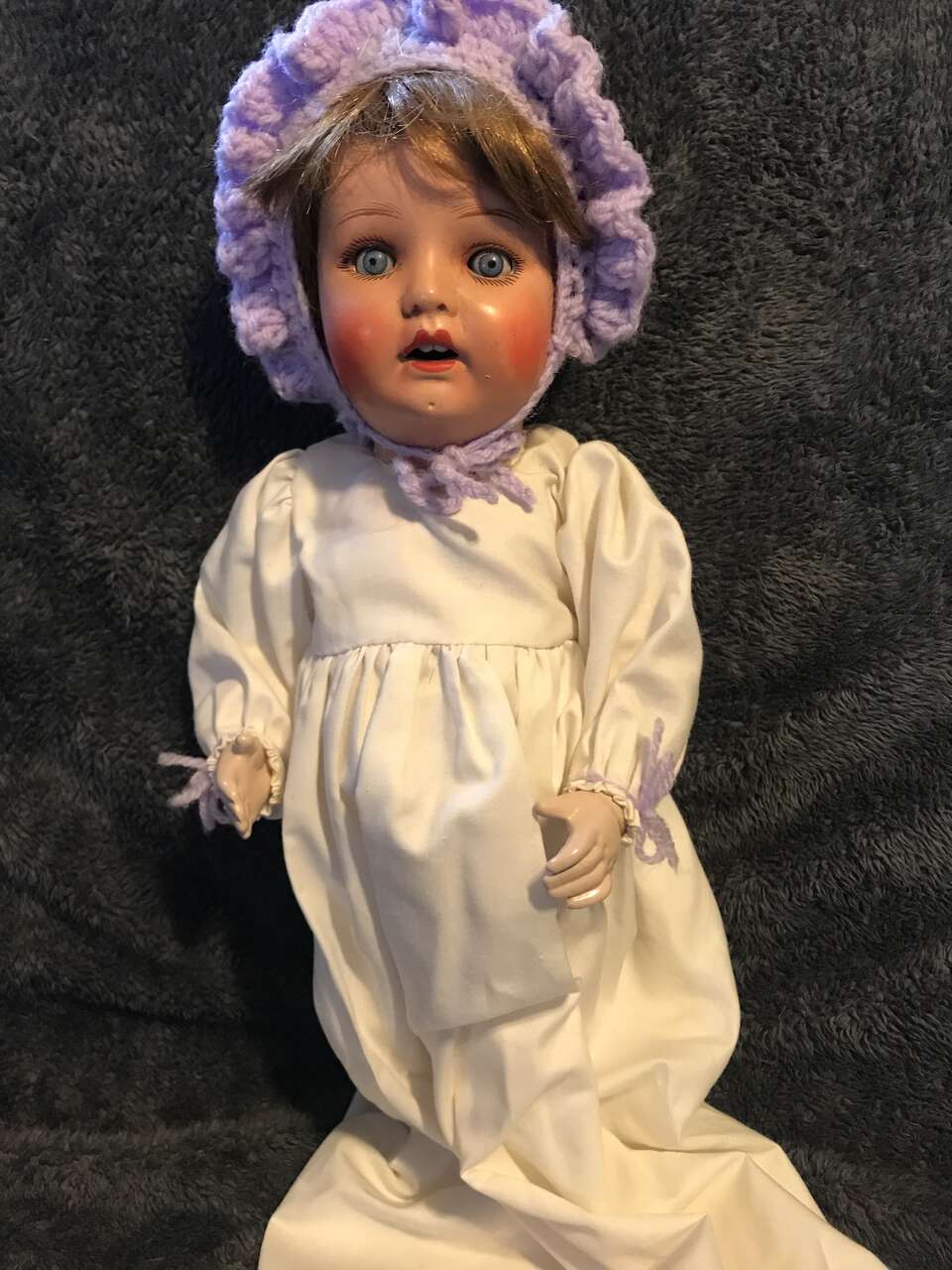 Bisque head doll Simon Halbig 275 Germany 0 sleepy eyes S CC red hair figure crocheted bonnet booties