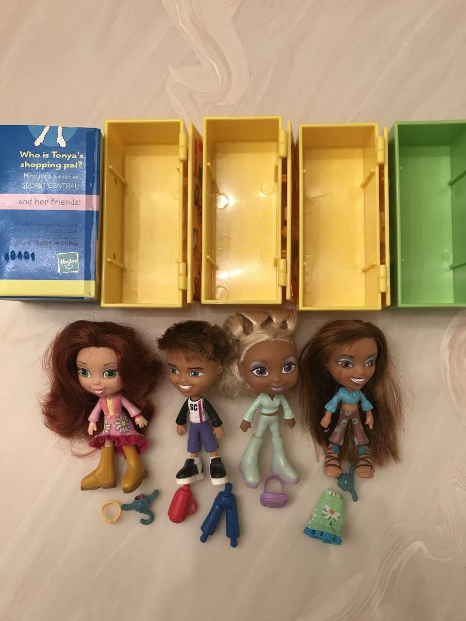 Lot 16 Brandon Brown Tonya Taylor Rhonda Rodriguez Secret Central doll locker outfit 2003 box skirt legs African American AA