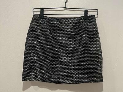 Aqua Brand Black and White Knit Mini Skirt - Small