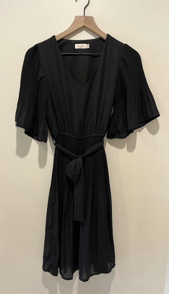 Roolee Black Pleated Midi Dress with Tie - XXS