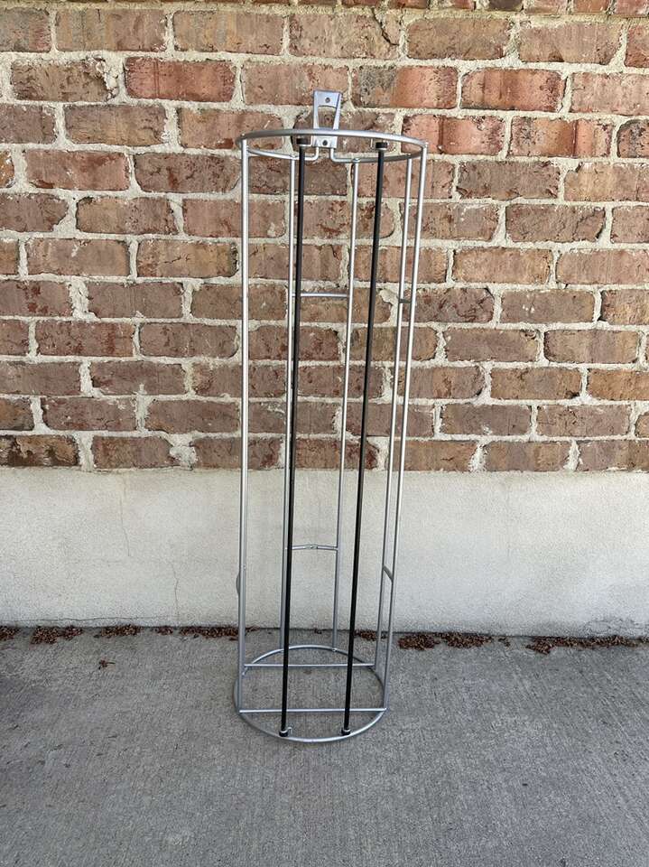 Rubbermaid Fasttrack Rail Vertical Basketball Rack