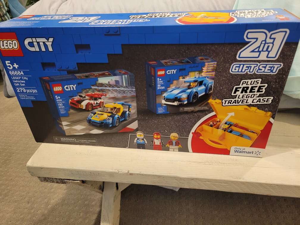 Lego 66684 New 3 cars and bonus case