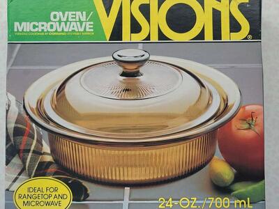 corning Visions 24 oz covered round casserole dish