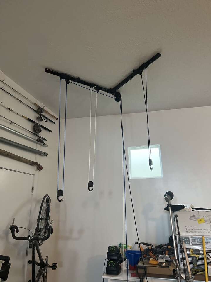Floaterhoist BA1 horizontal bike rack